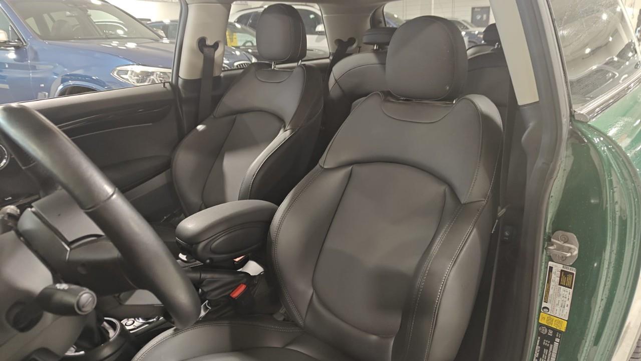 used 2022 MINI 3 Door car, priced at $33,992