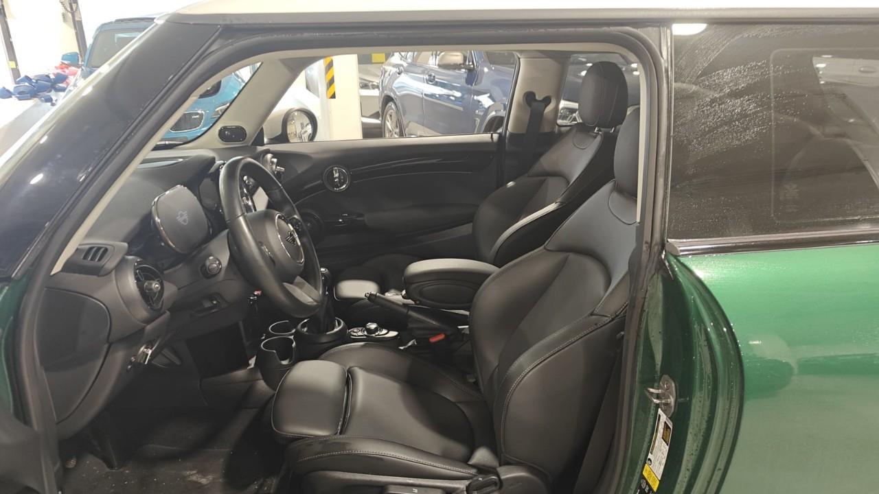 used 2022 MINI 3 Door car, priced at $33,992