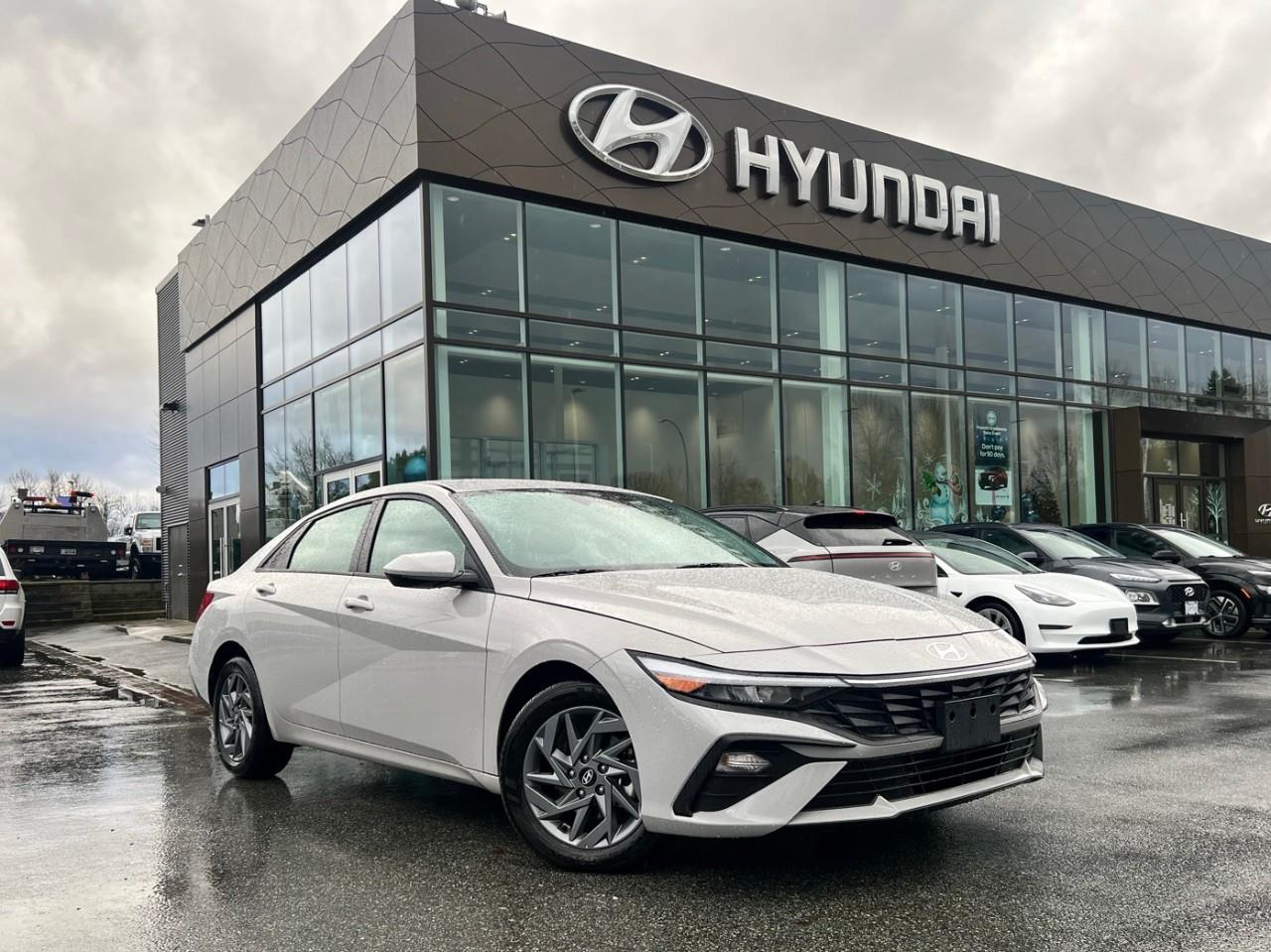 2025 Hyundai Elantra Preferred FWD