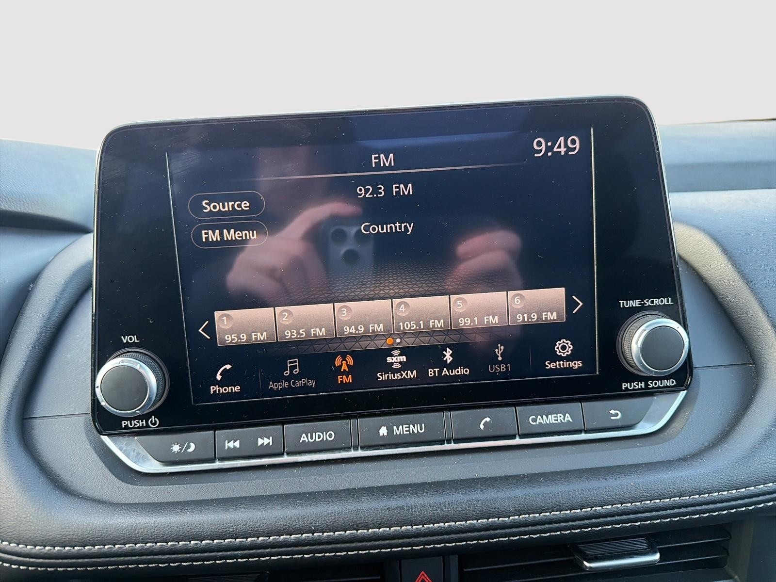 2024 Nissan Rogue SV Moonroof