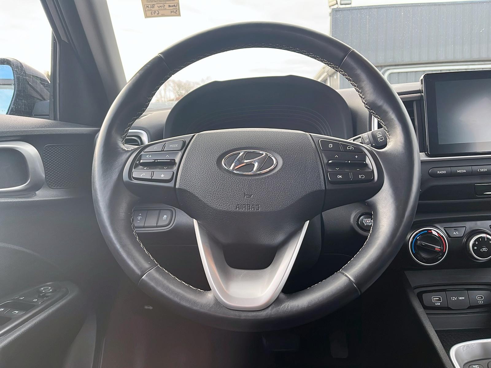 2024 Hyundai Venue Preferred