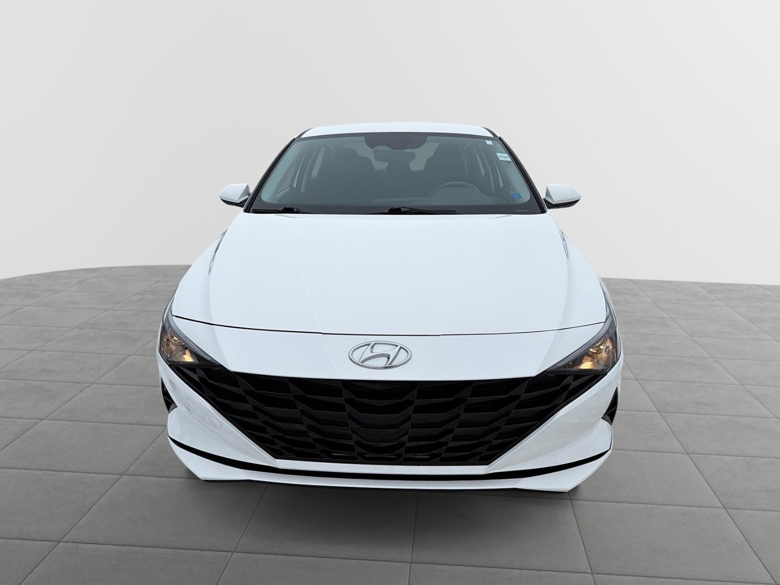 2023 Hyundai Elantra Preferred