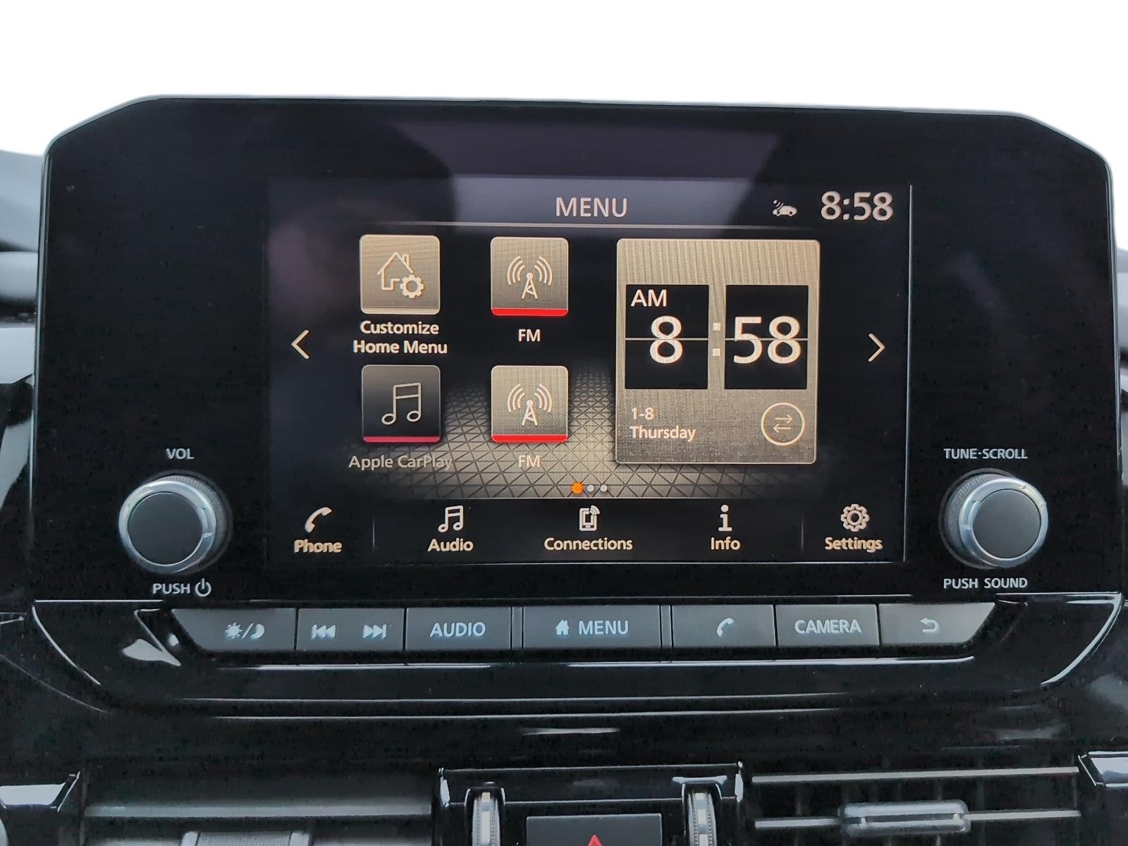 2024 Nissan Pathfinder SV