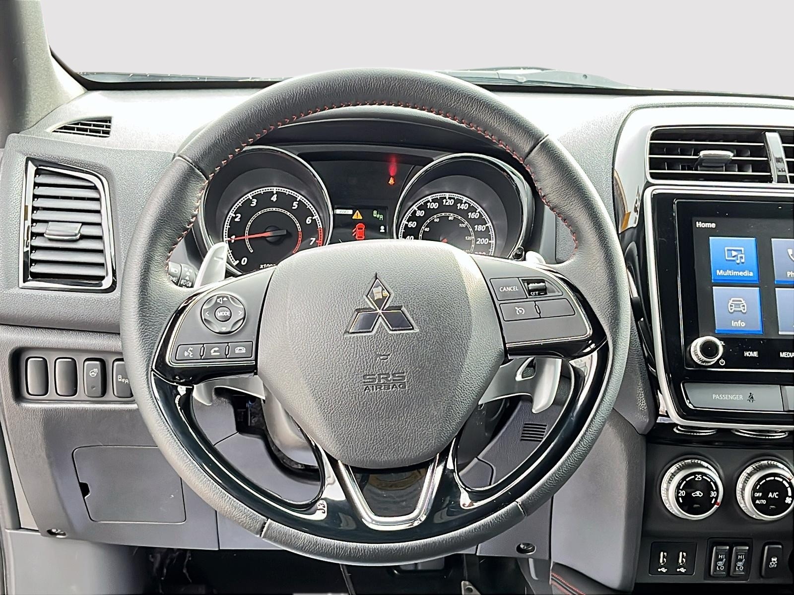 2023 Mitsubishi RVR SEL