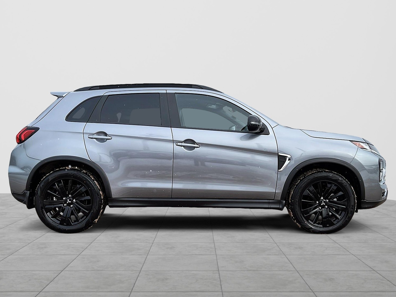 2023 Mitsubishi RVR SEL