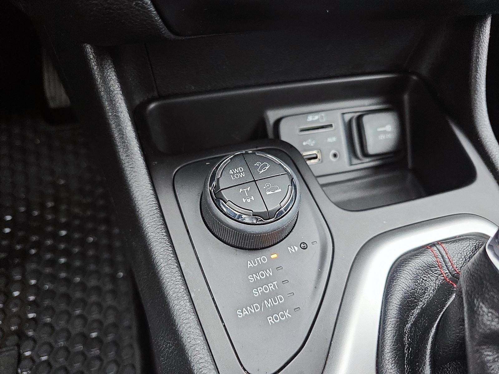 2017 Jeep Cherokee Trailhawk