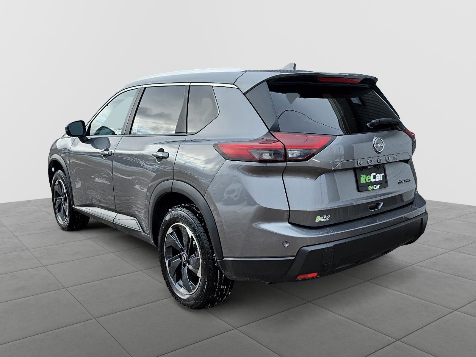 2024 Nissan Rogue SV Moonroof