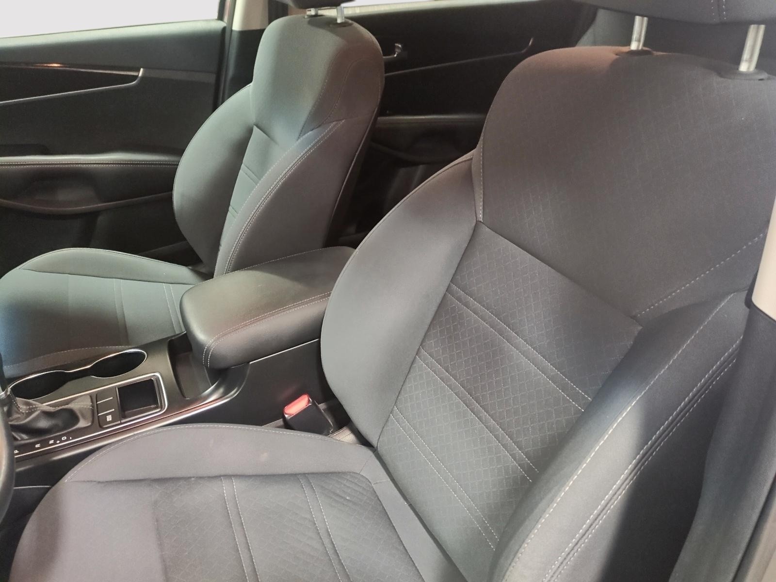 2019 Kia Sorento 2.4L LX