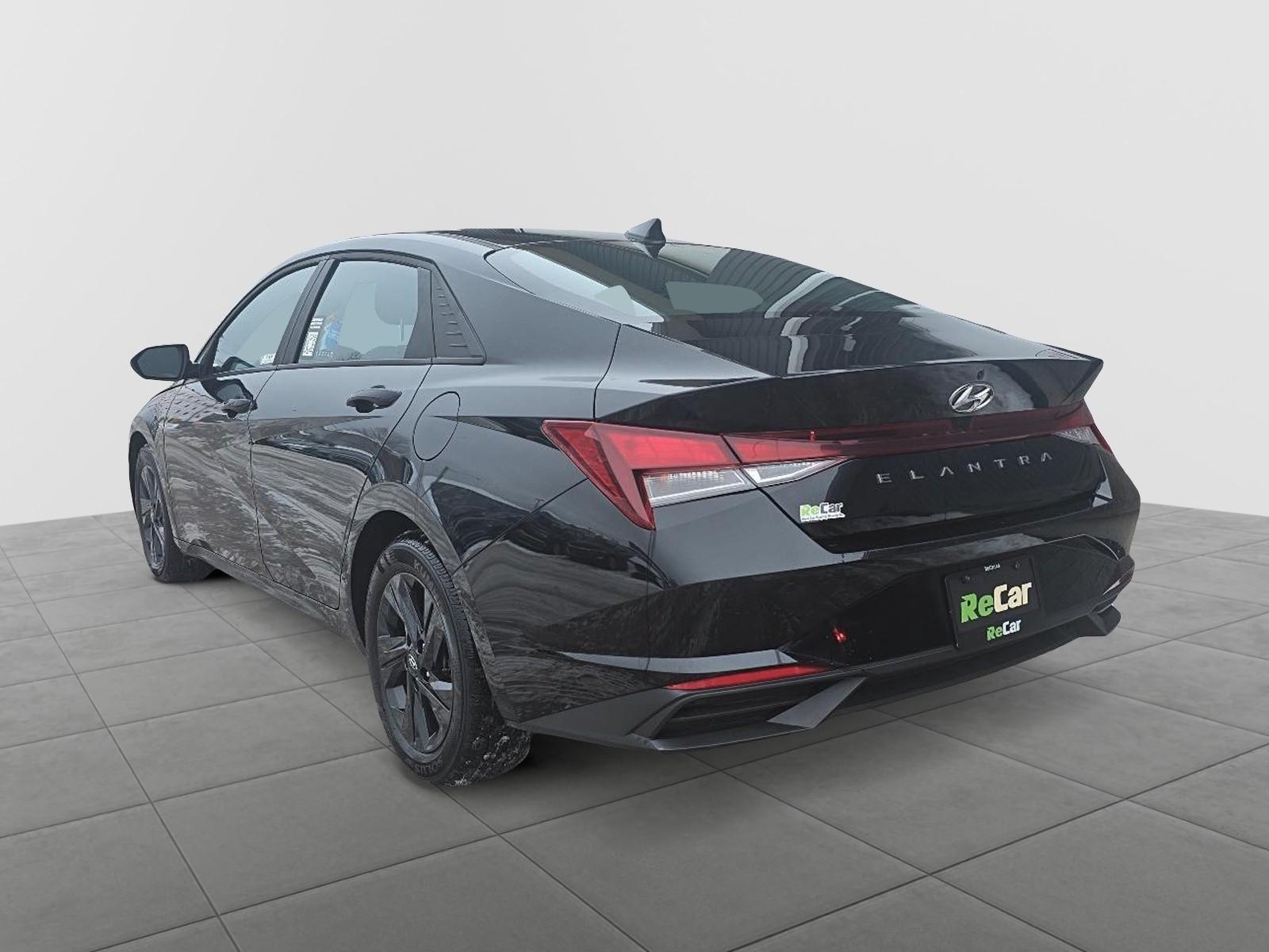 2023 Hyundai Elantra Preferred