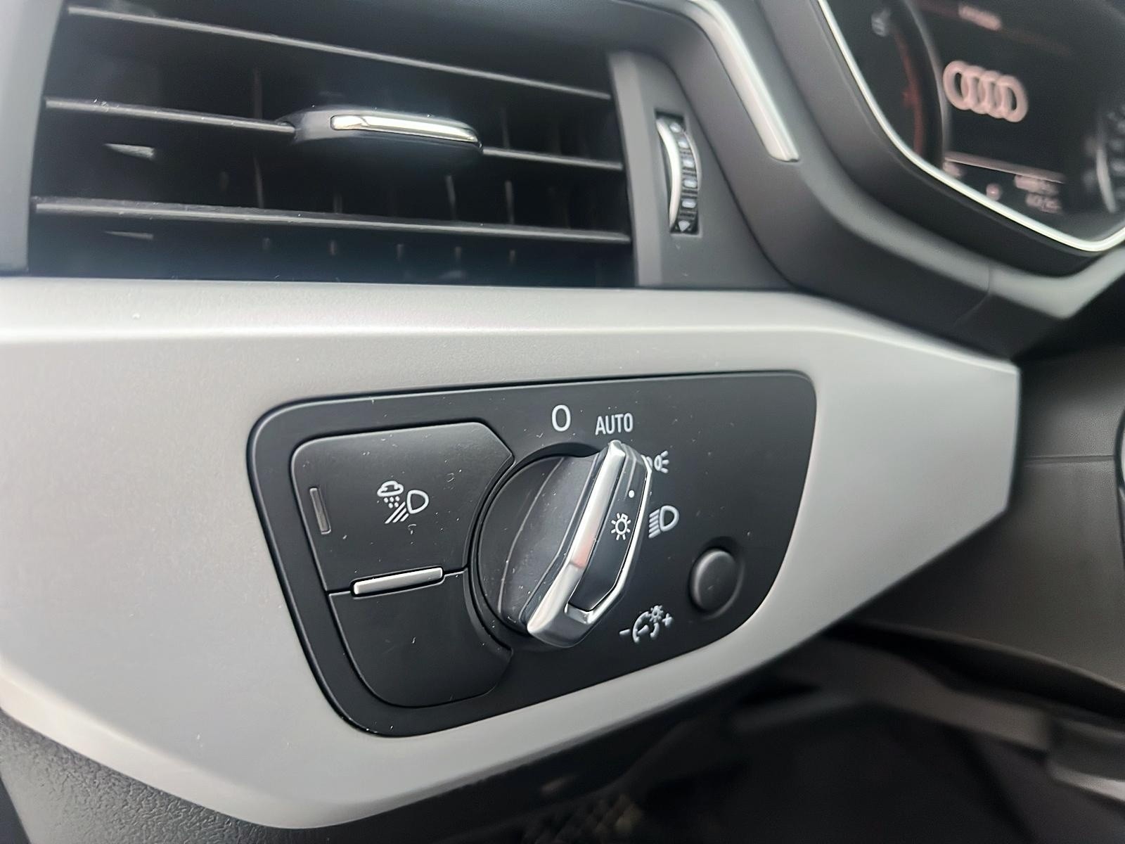 2024 Audi A4 45 Komfort