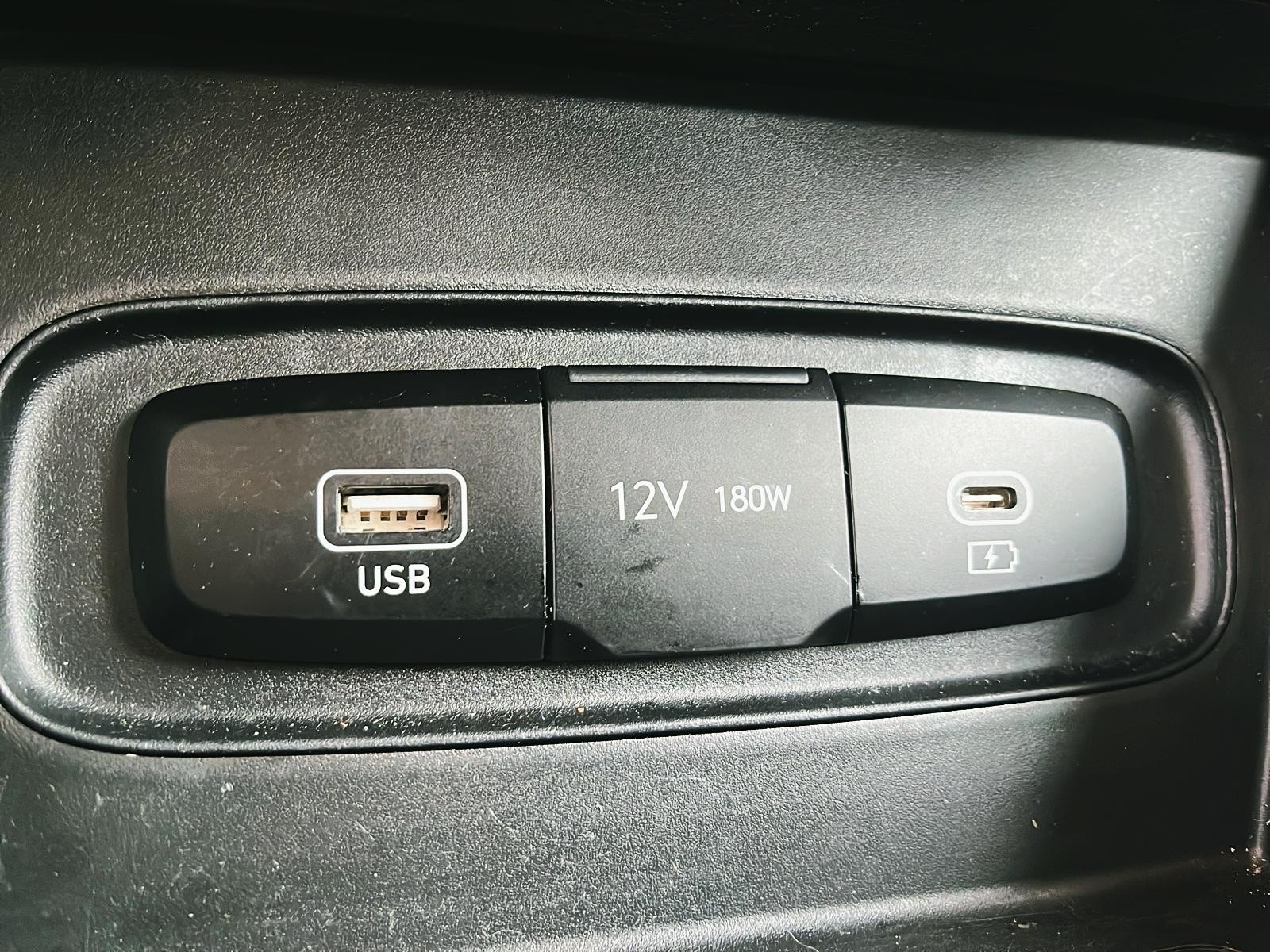 2024 Hyundai Venue Preferred