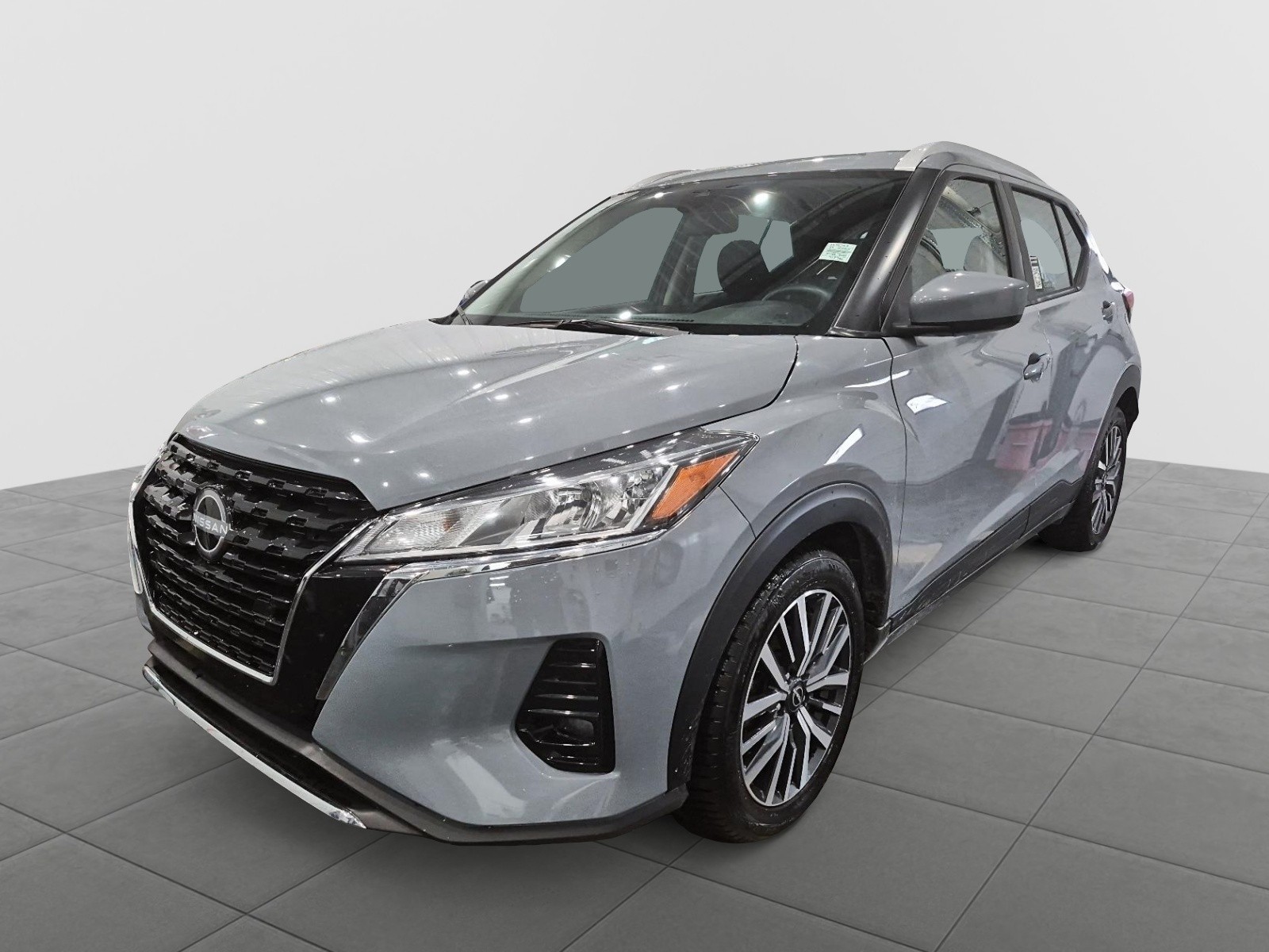 2024 Nissan Kicks  SV