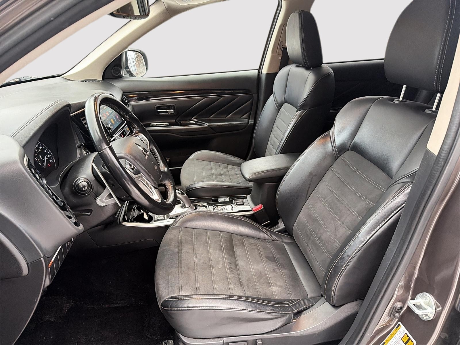 2019 Mitsubishi Outlander Plug-In Hybrid GT