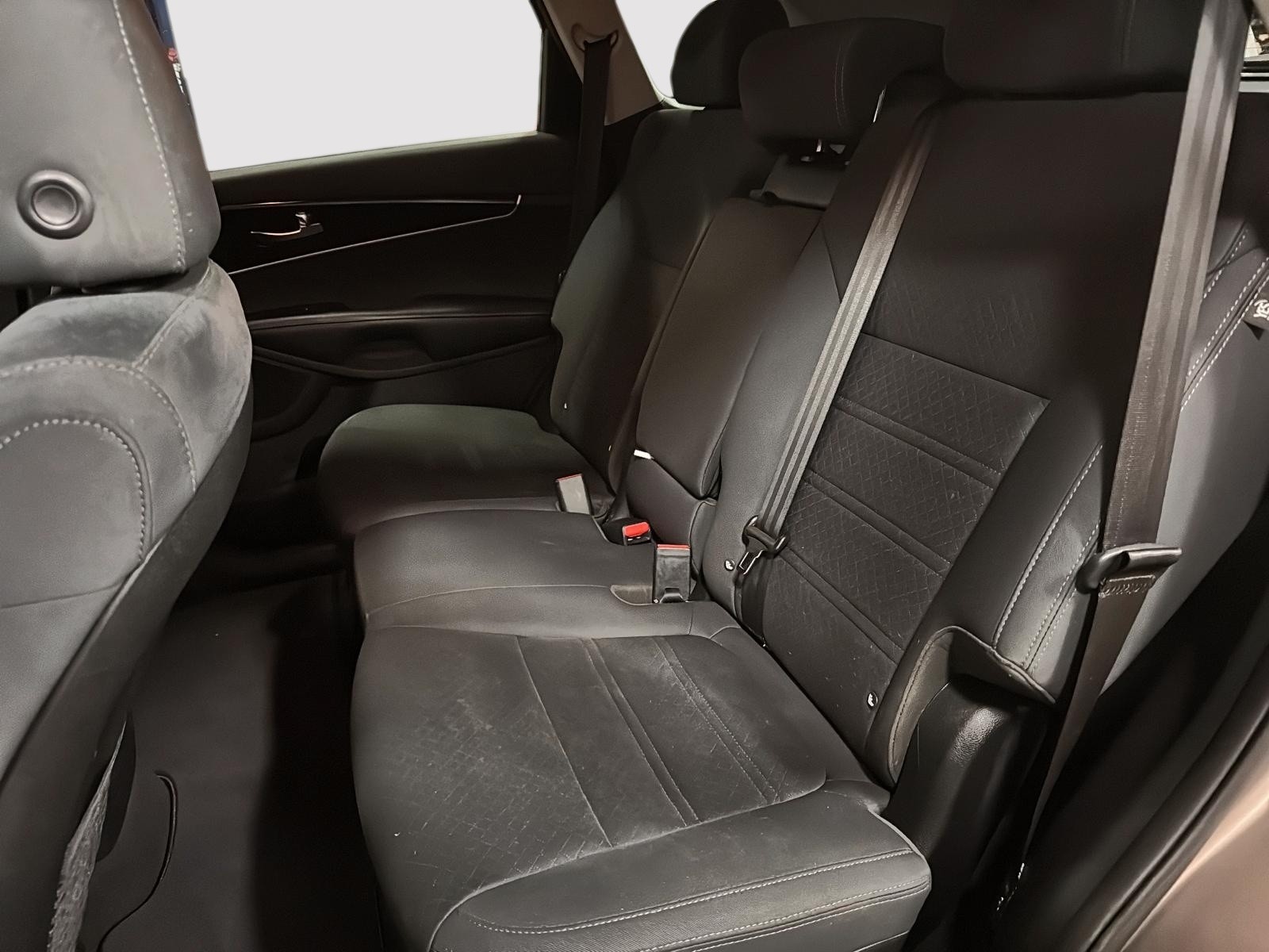 2019 Kia Sorento 2.4L LX