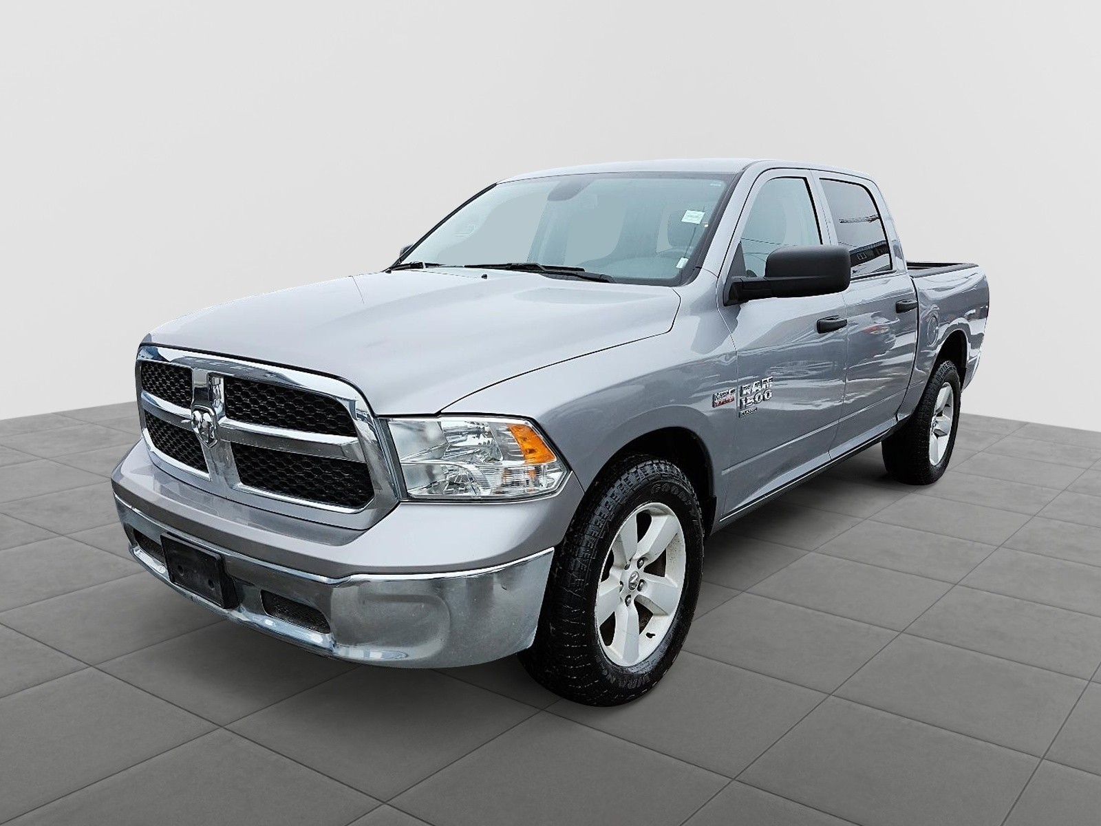 2023 RAM 1500 Classic  SLT