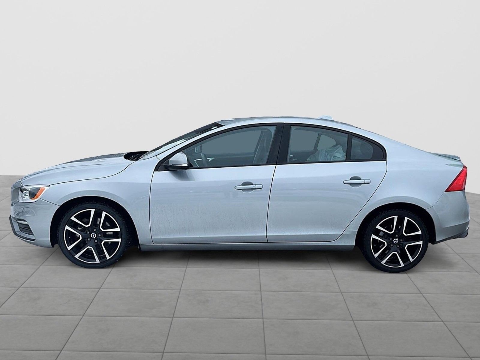 2018 Volvo S60 T5 Dynamic