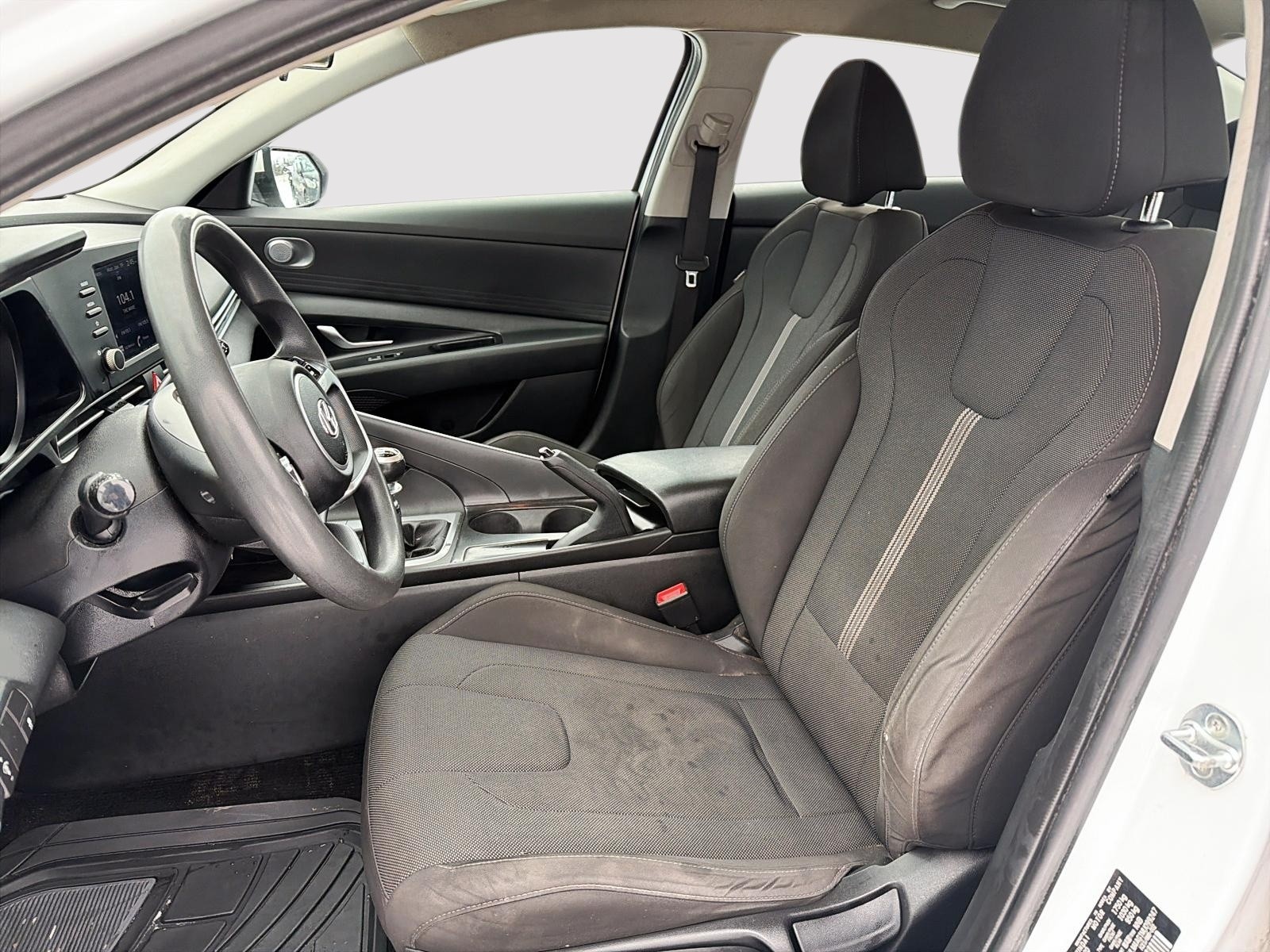 2021 Hyundai Elantra ESSENTIAL