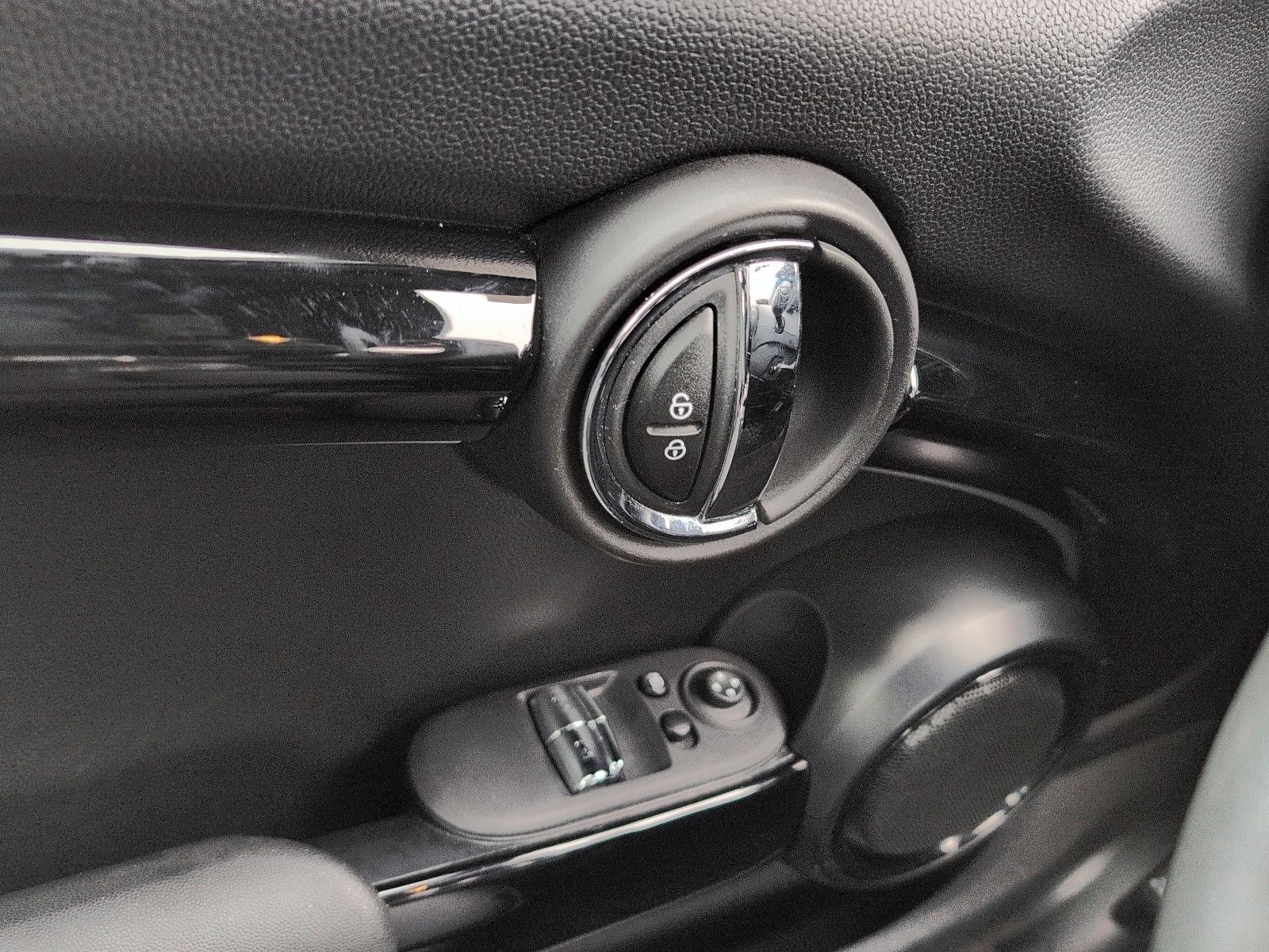 2024 Mini SE 3 Door Cooper