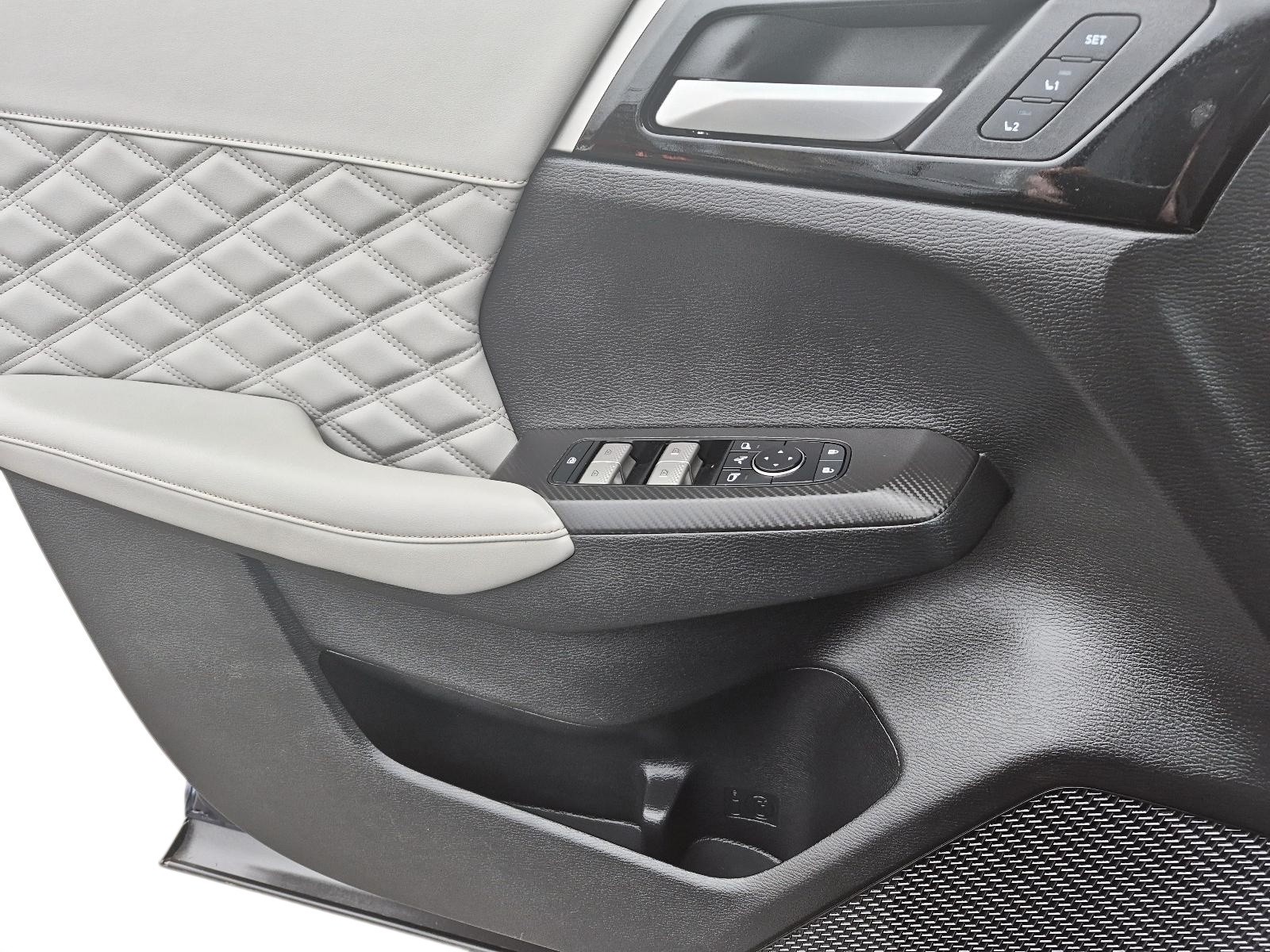 2023 Mitsubishi Outlander SEL