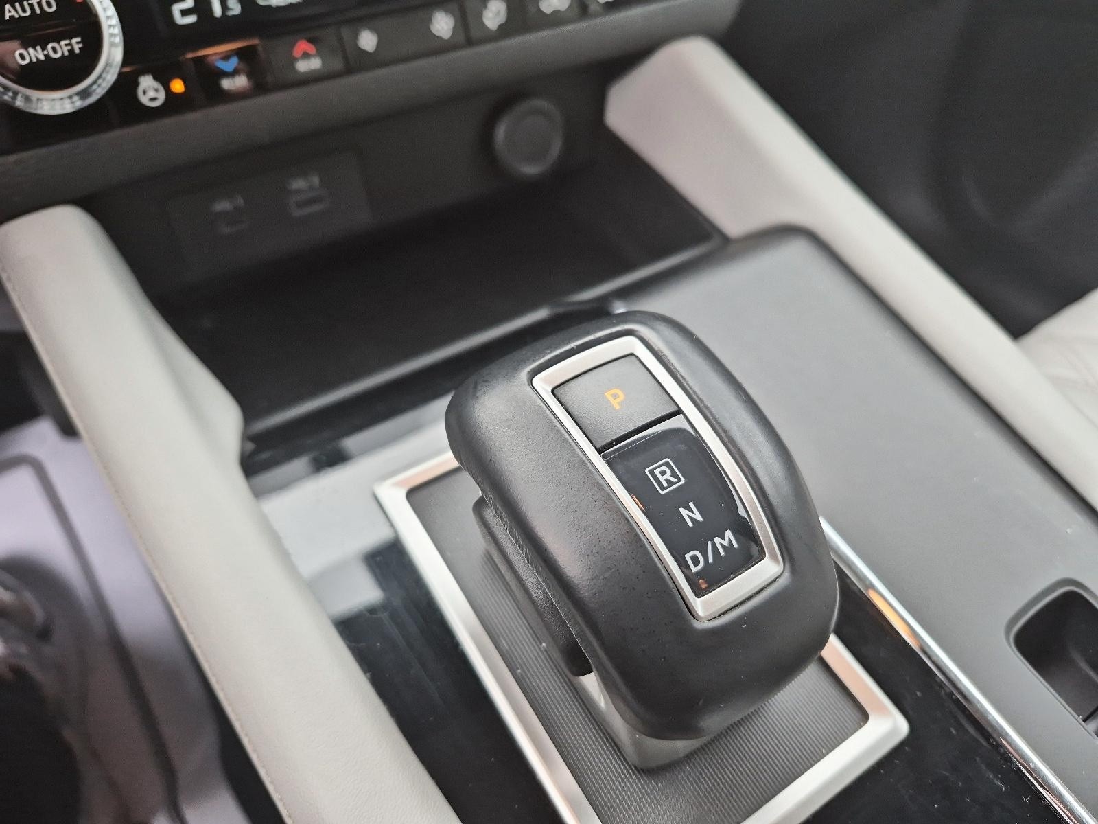 2023 Mitsubishi Outlander SEL