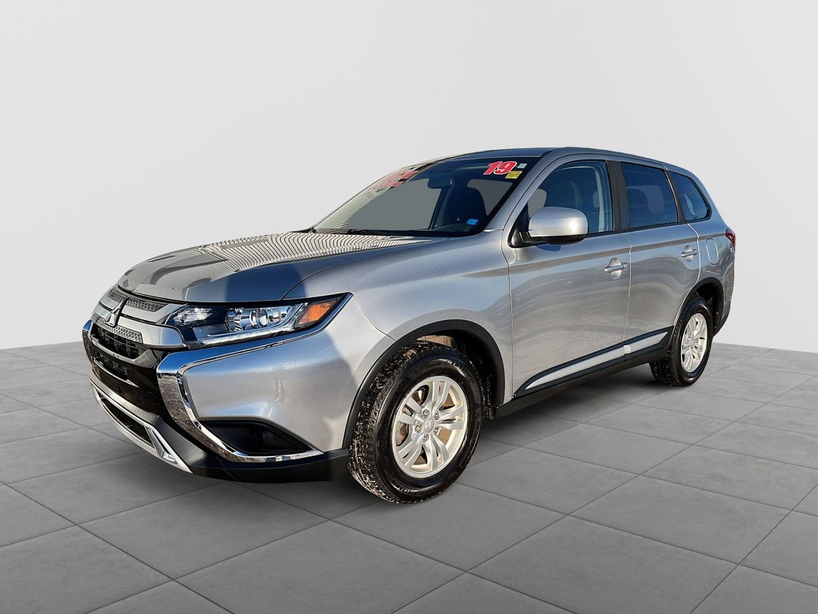 2019 Mitsubishi Outlander  ES