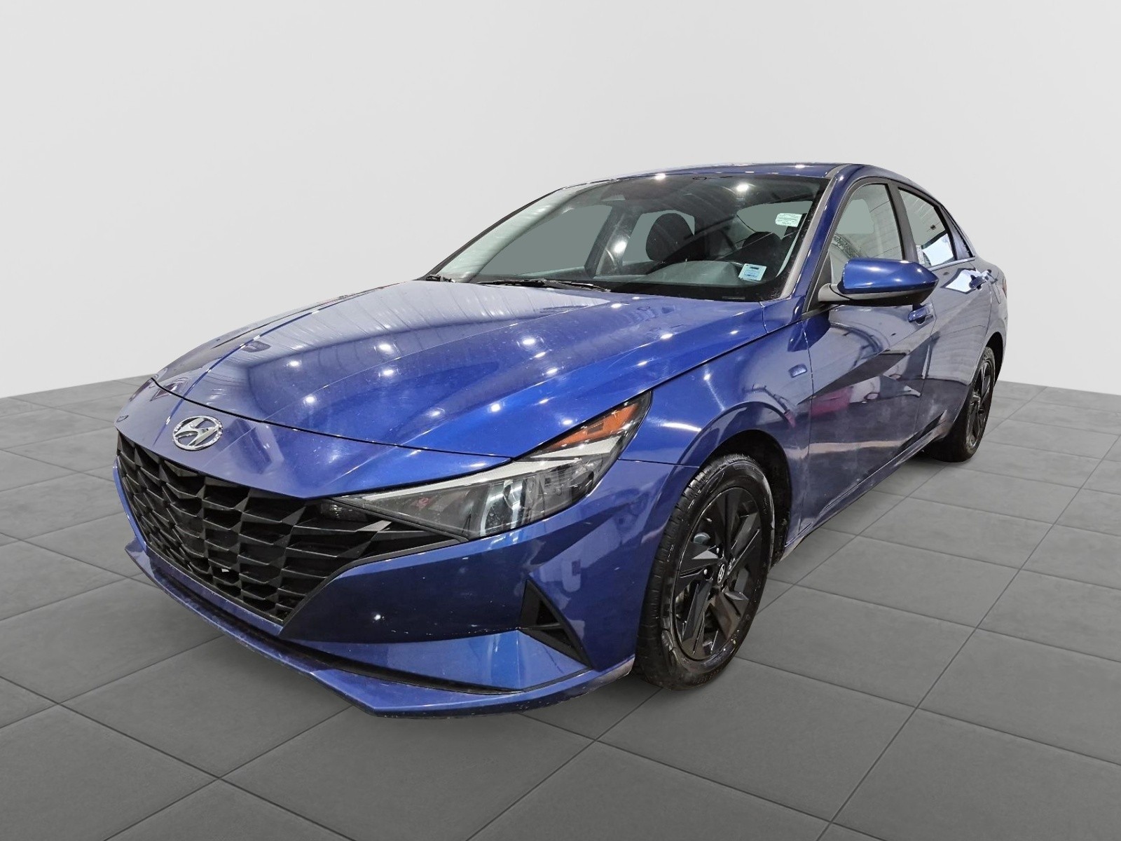 Hyundai Elantra Preferred FWD 2023