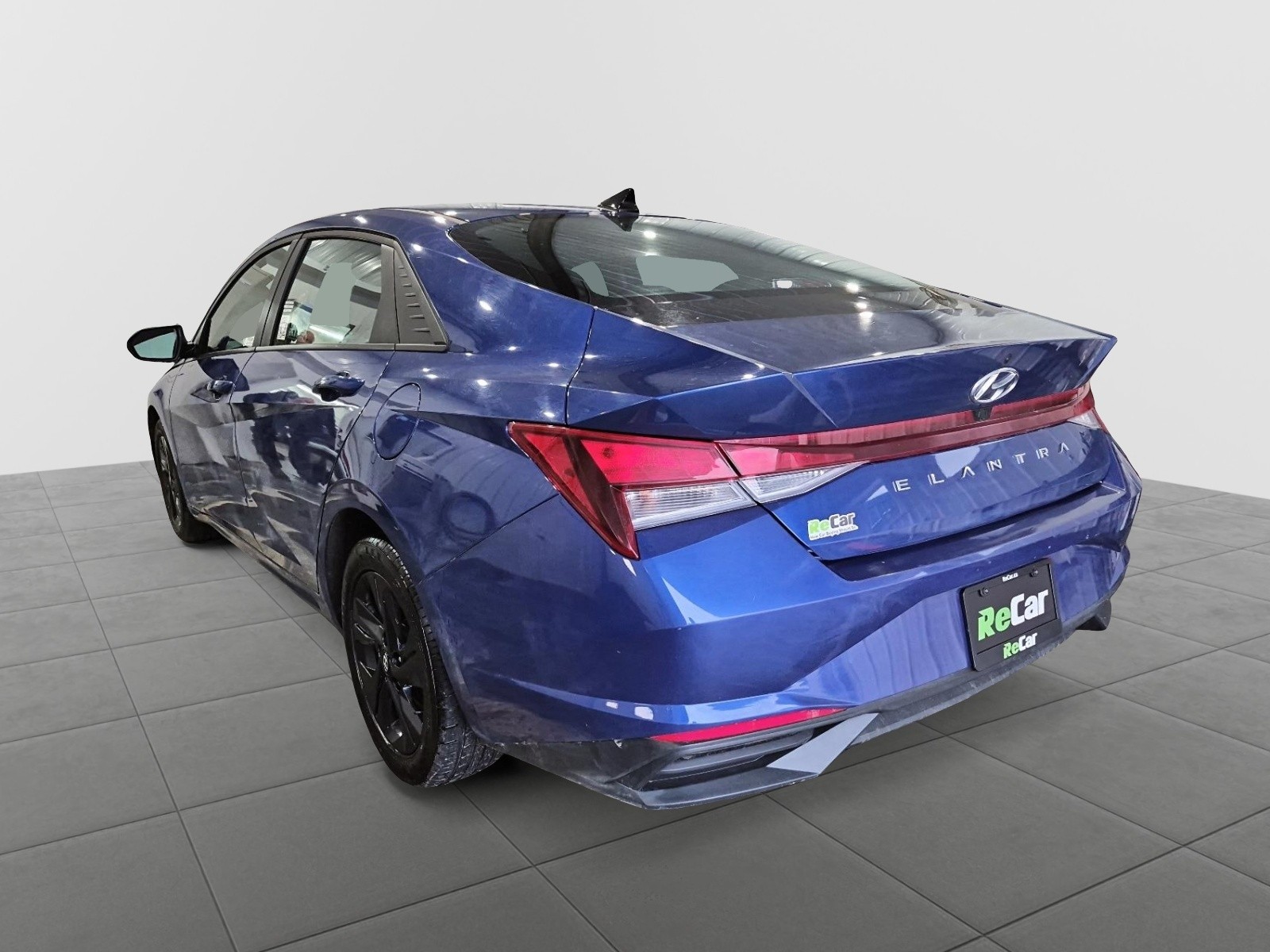 2023 Hyundai Elantra Preferred