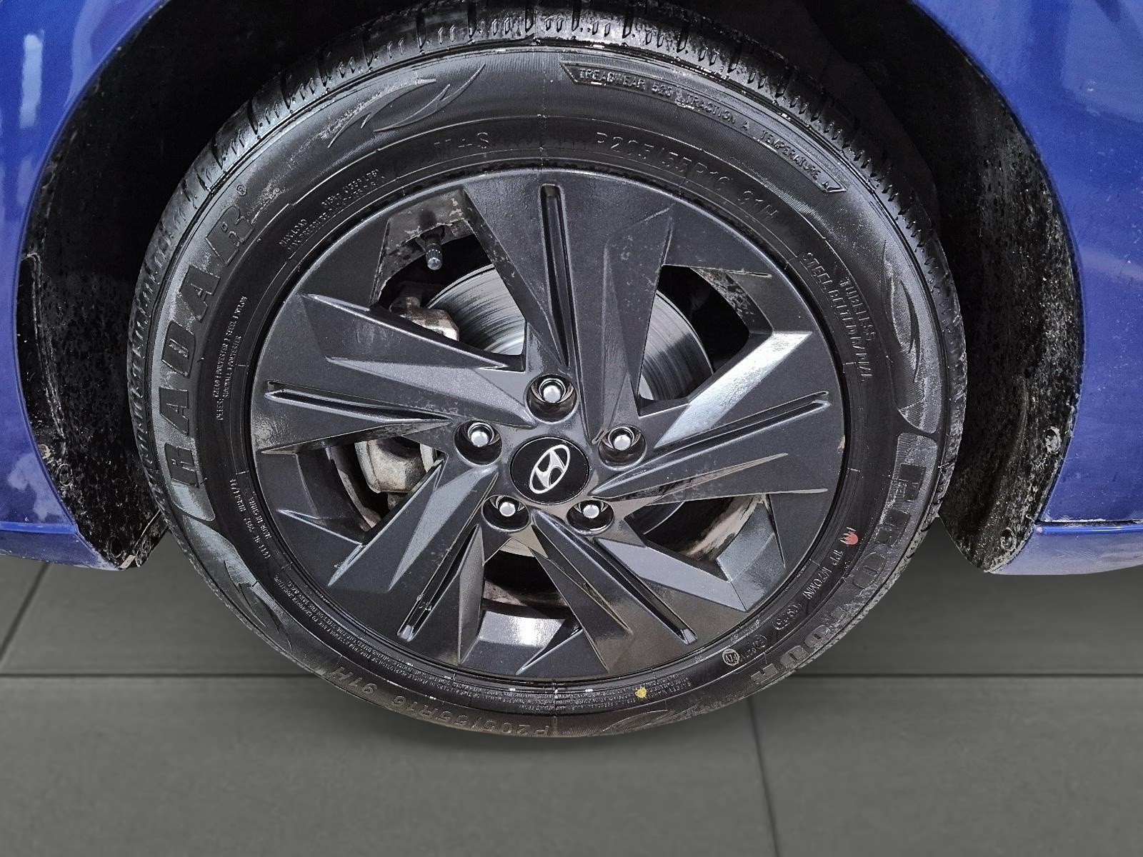 2023 Hyundai Elantra Preferred