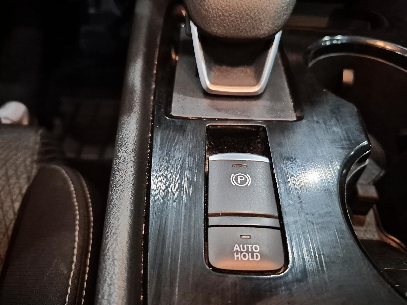 2024 Nissan Rogue SV Moonroof