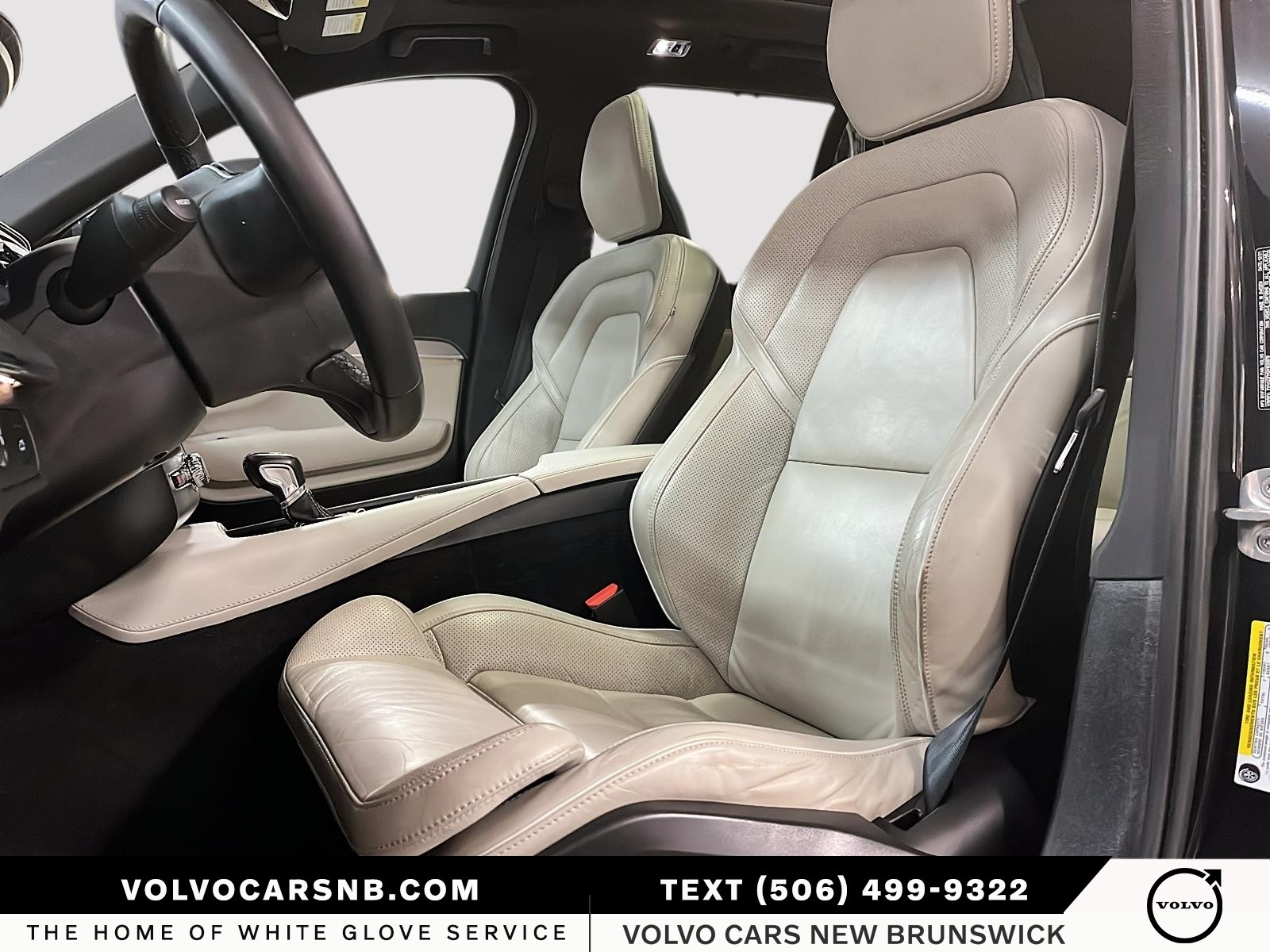 2022 Volvo XC90 T6 R-Design 7 Passenger