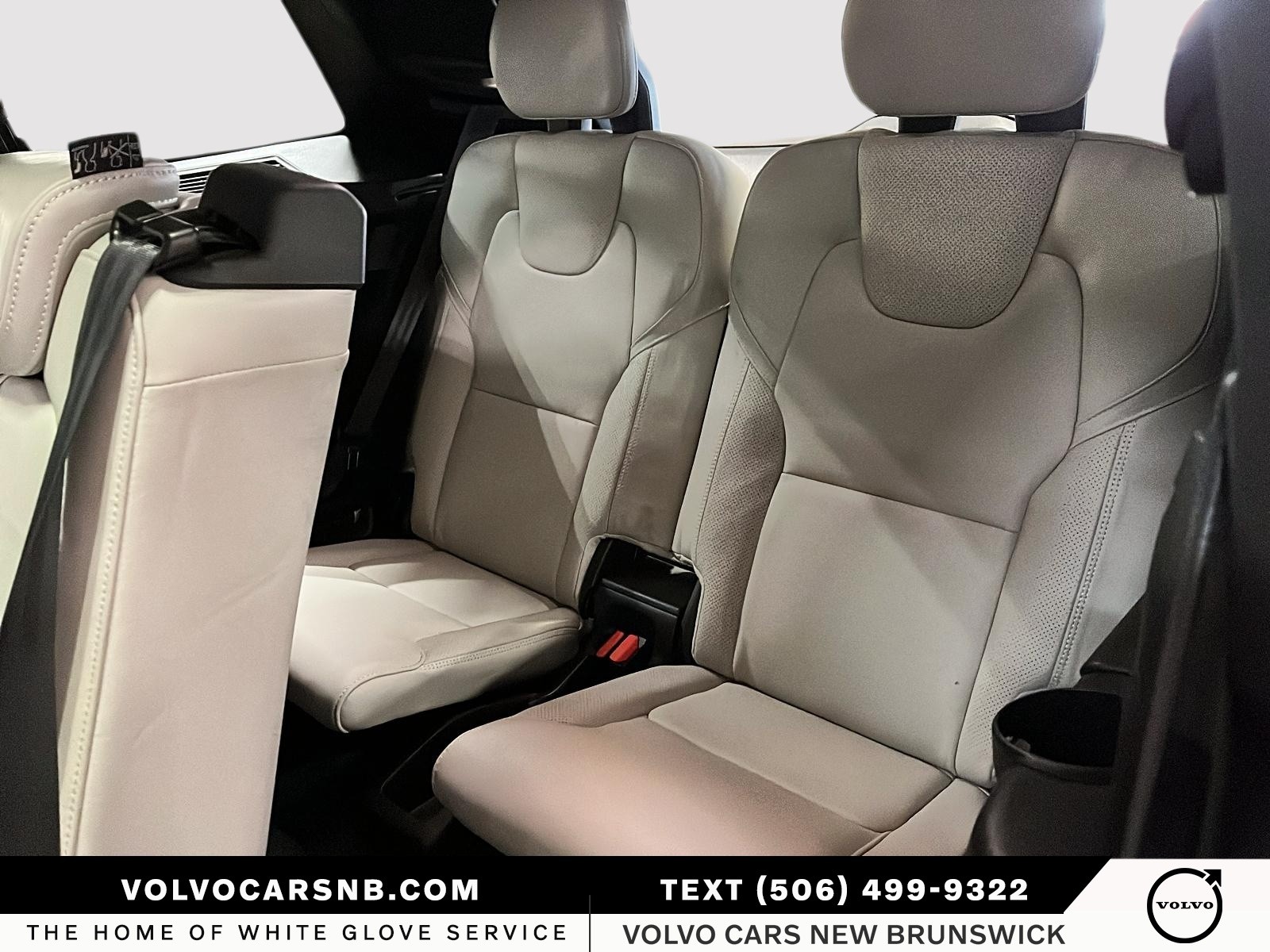 2022 Volvo XC90 T6 R-Design 7 Passenger