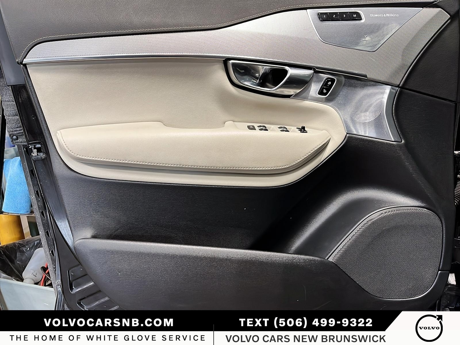 2022 Volvo XC90 T6 R-Design 7 Passenger