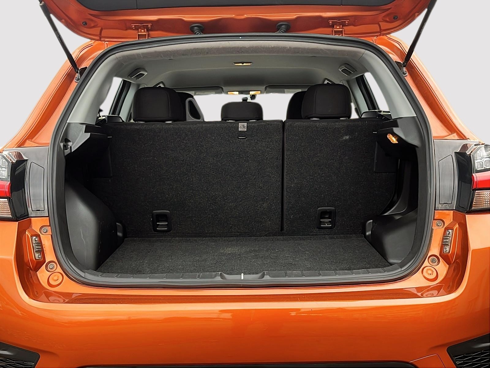 2024 Mitsubishi RVR ES