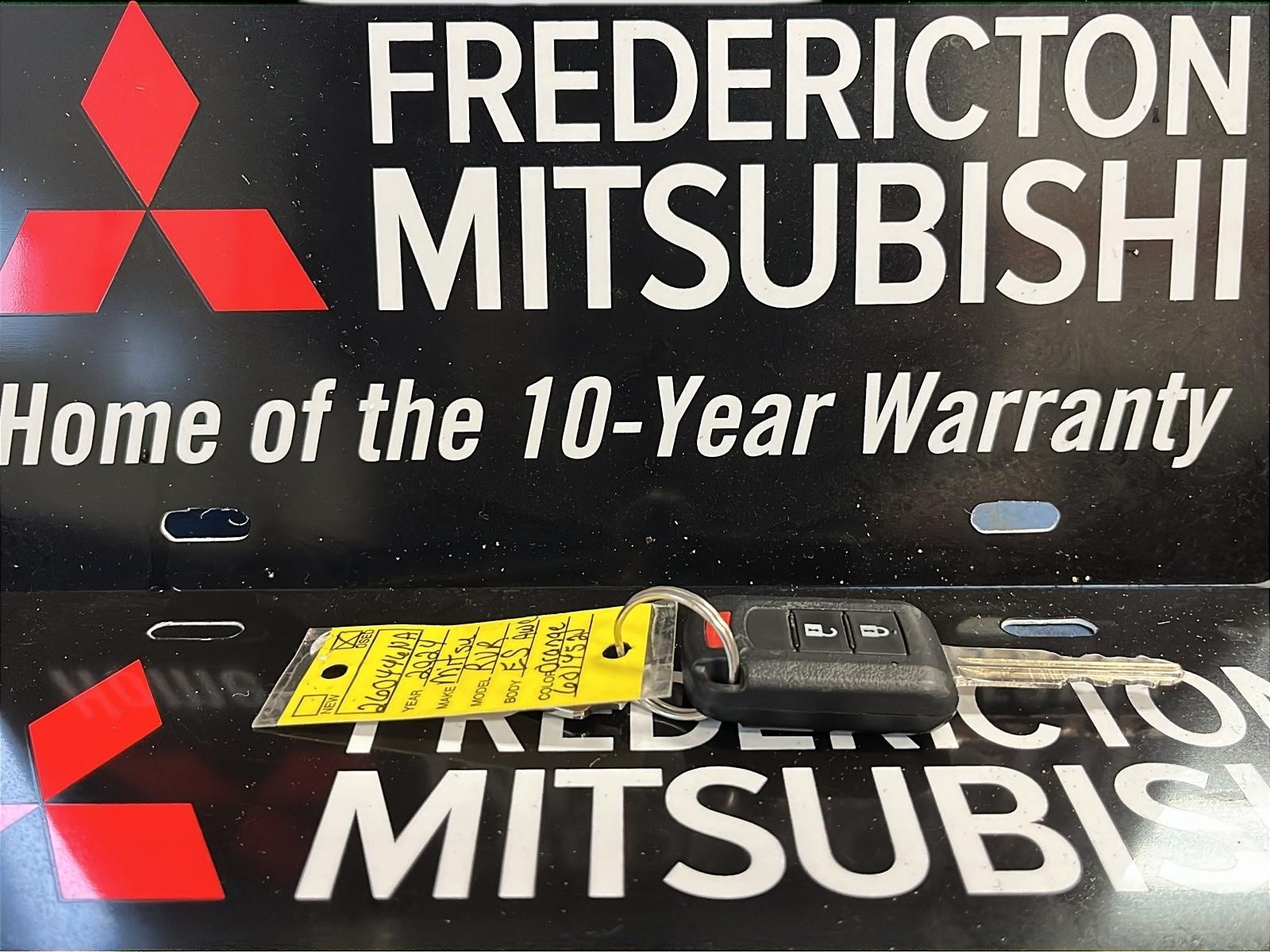 2024 Mitsubishi RVR ES