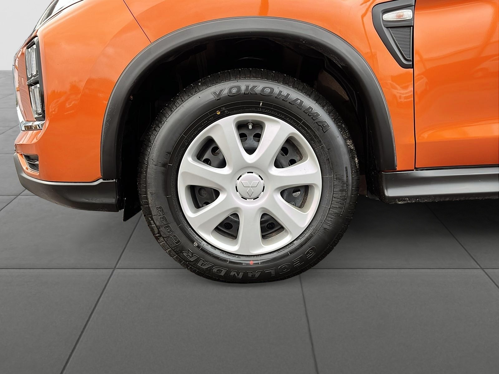 2024 Mitsubishi RVR ES