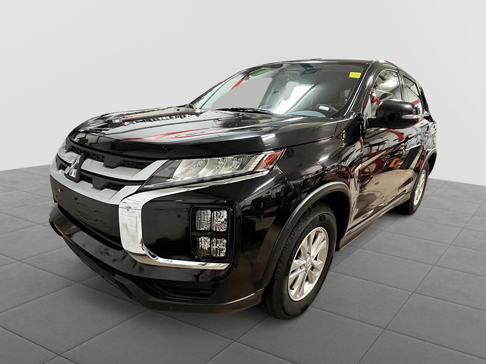 2024 Mitsubishi RVR  SE