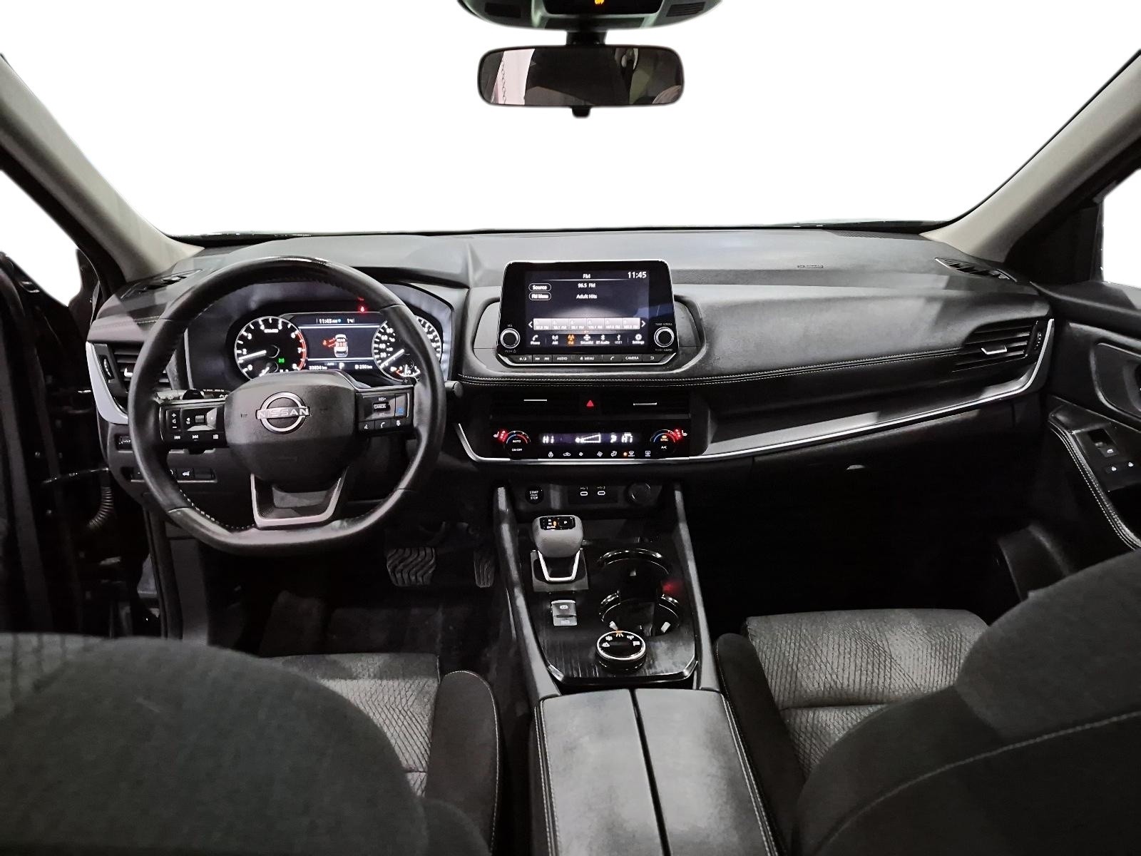 2025 Nissan Rogue SV Moonroof