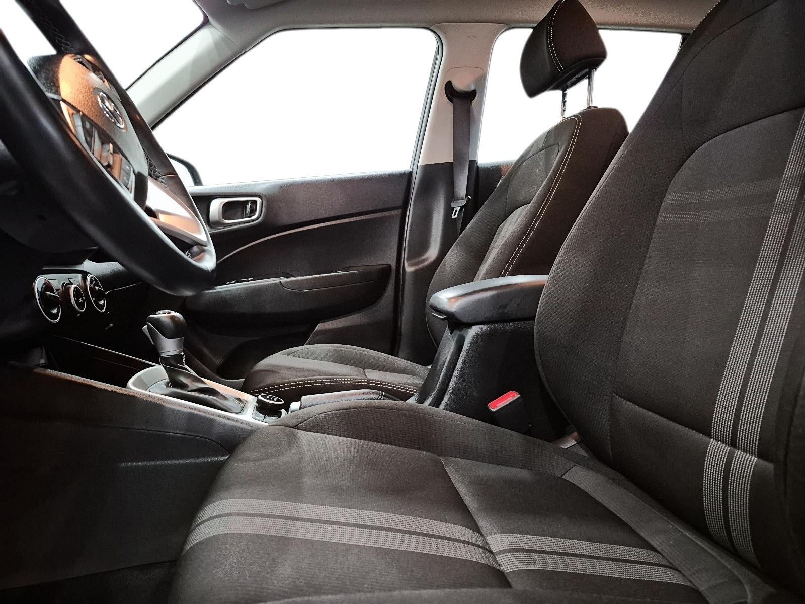 2024 Hyundai Venue Preferred