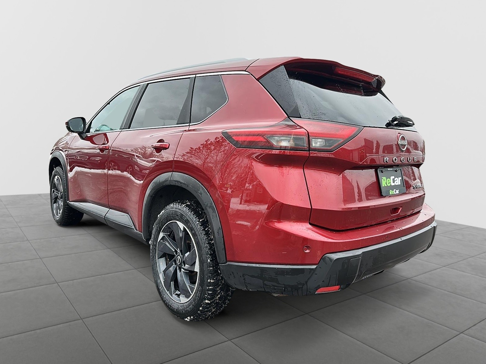 2024 Nissan Rogue SV Moonroof