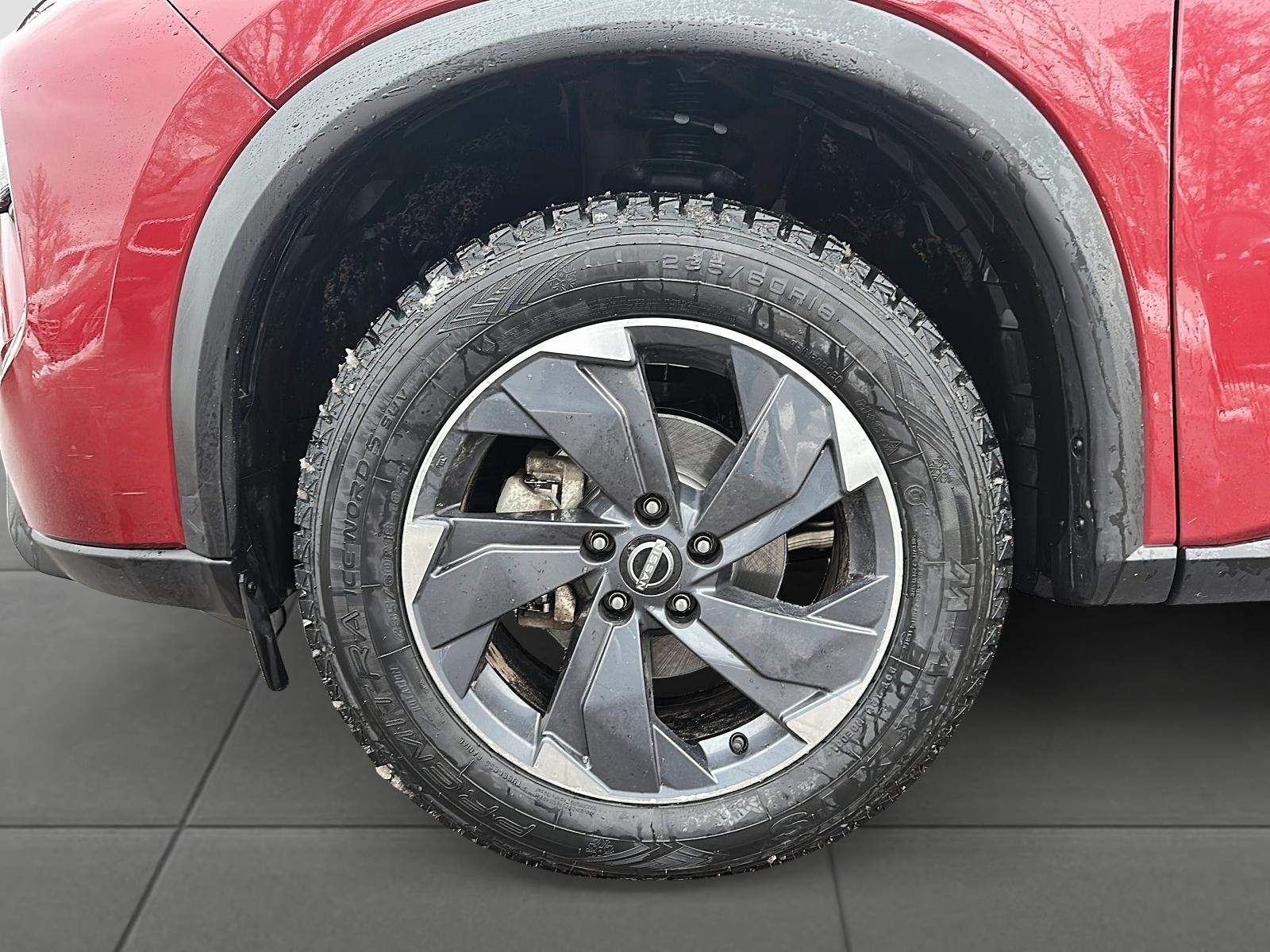 2024 Nissan Rogue SV Moonroof