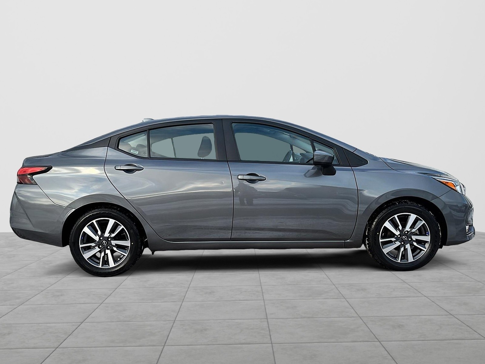 2024 Nissan Versa SV