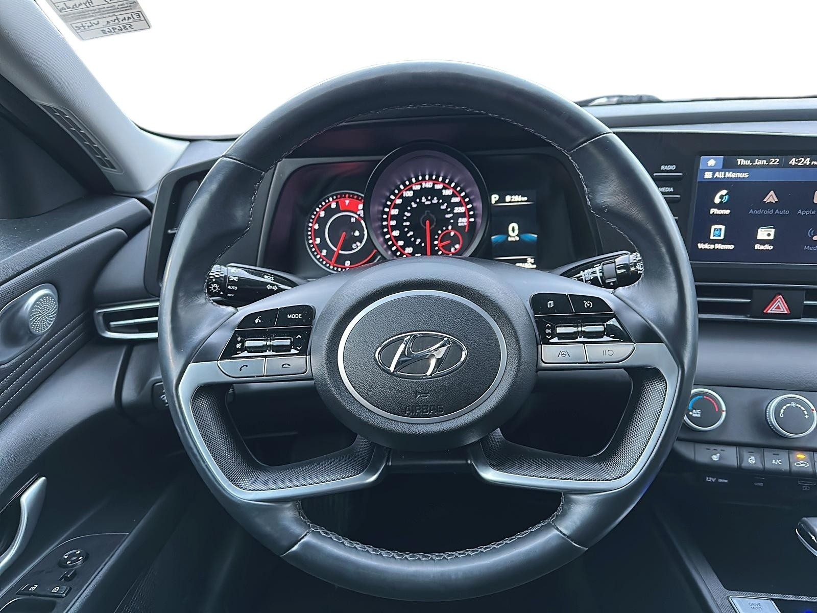 2023 Hyundai Elantra Preferred