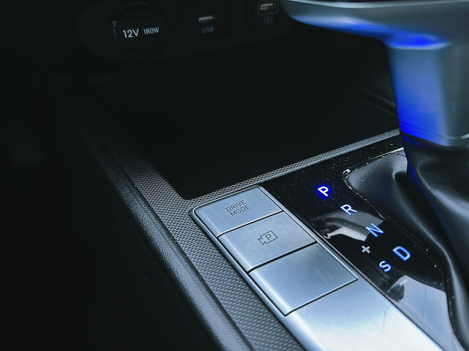 2023 Hyundai Elantra Preferred