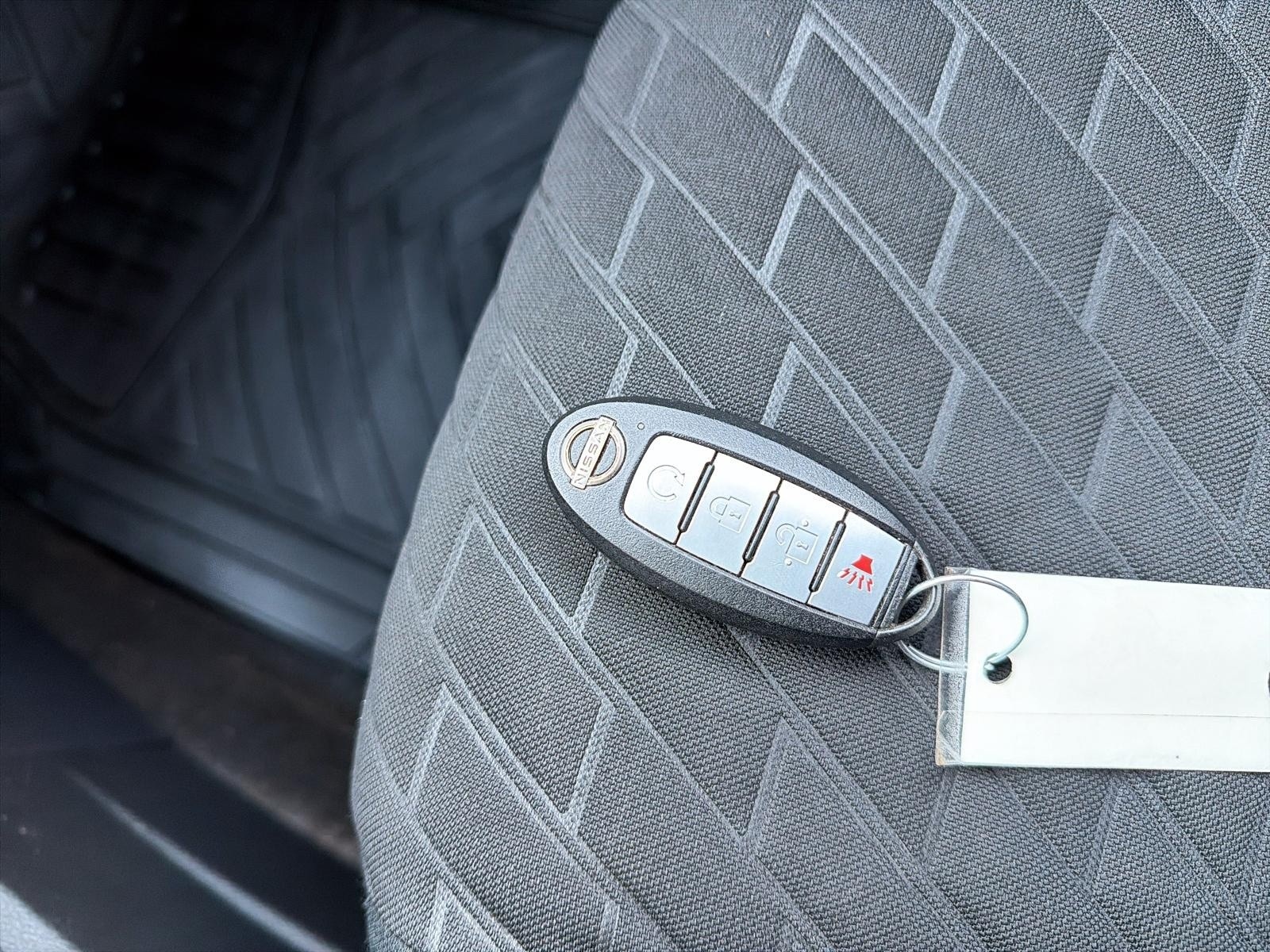 2022 Nissan Kicks SV