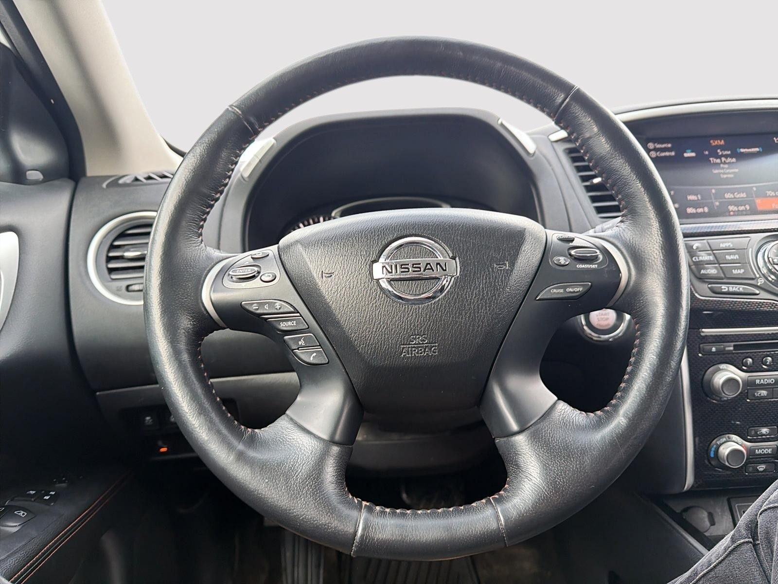 2020 Nissan Pathfinder SV Tech