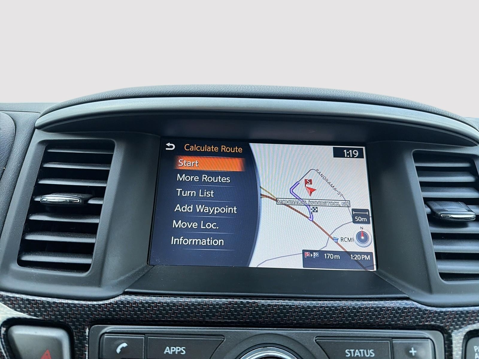 2020 Nissan Pathfinder SV Tech