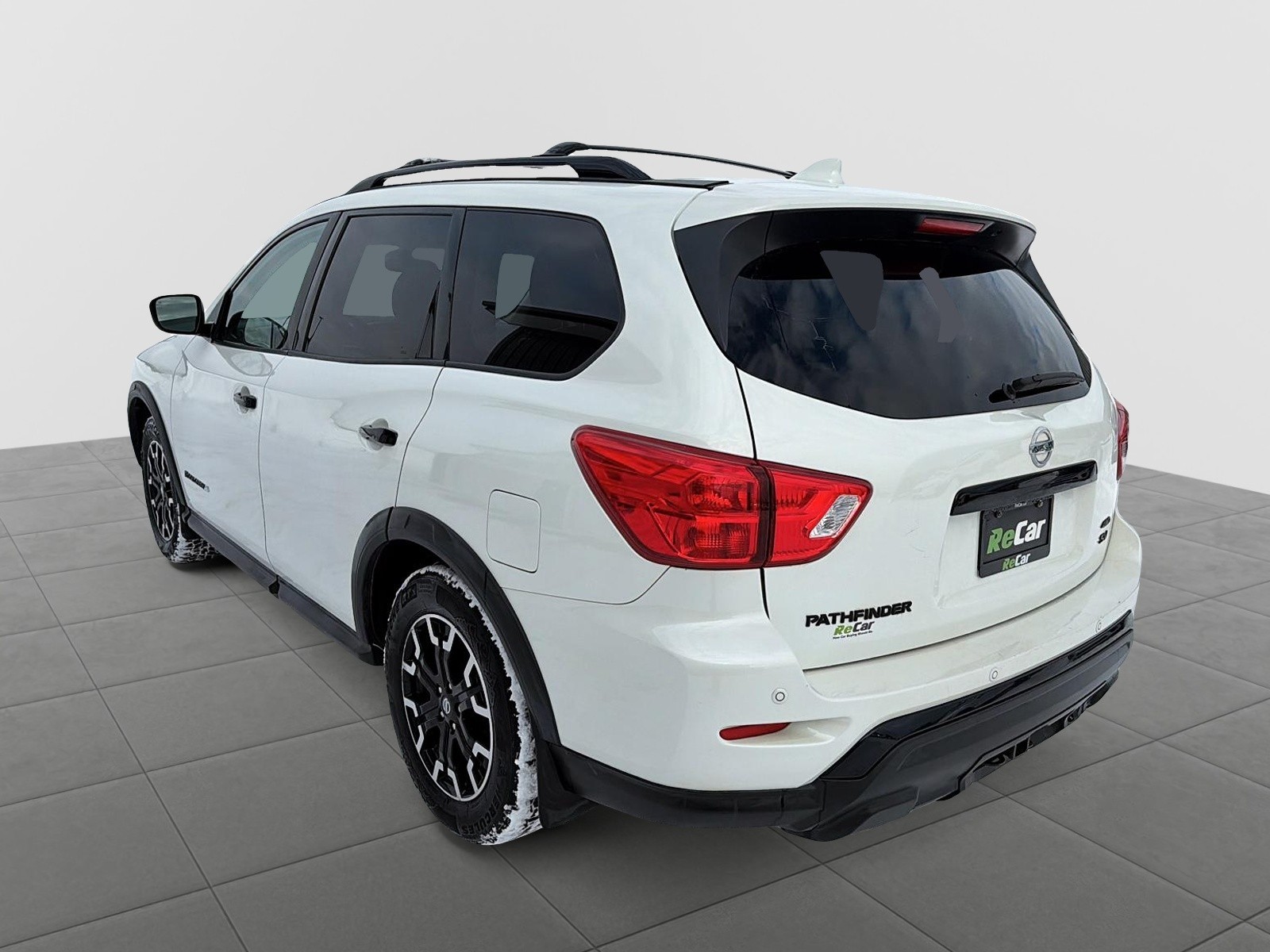 2020 Nissan Pathfinder SV Tech