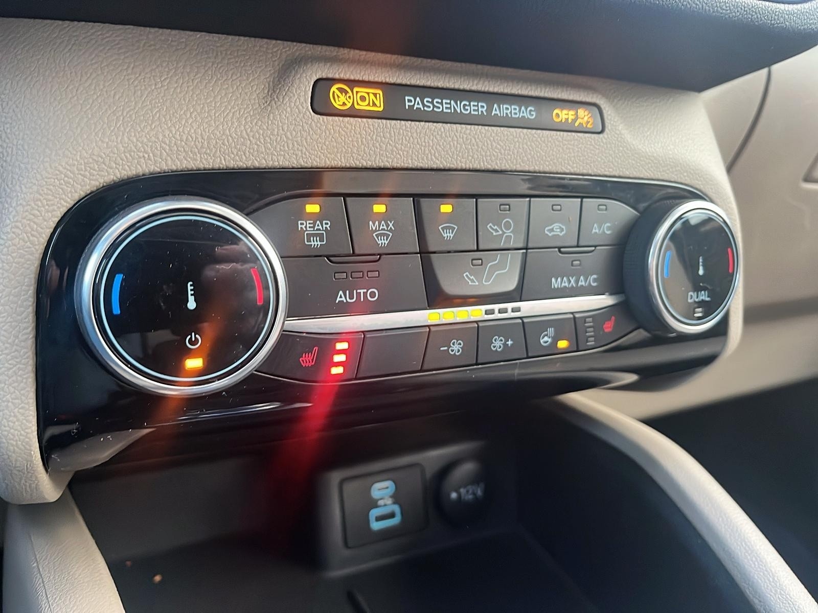 2022 Ford Escape SEL Hybrid