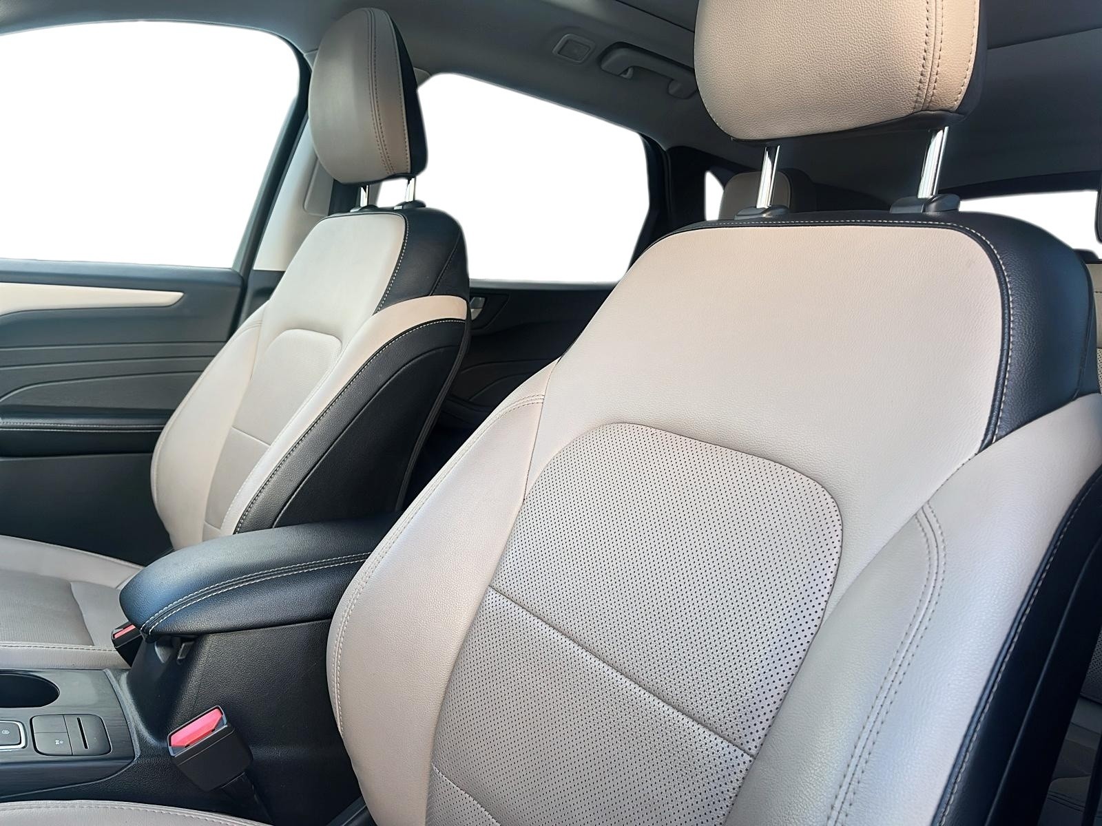 2022 Ford Escape SEL Hybrid