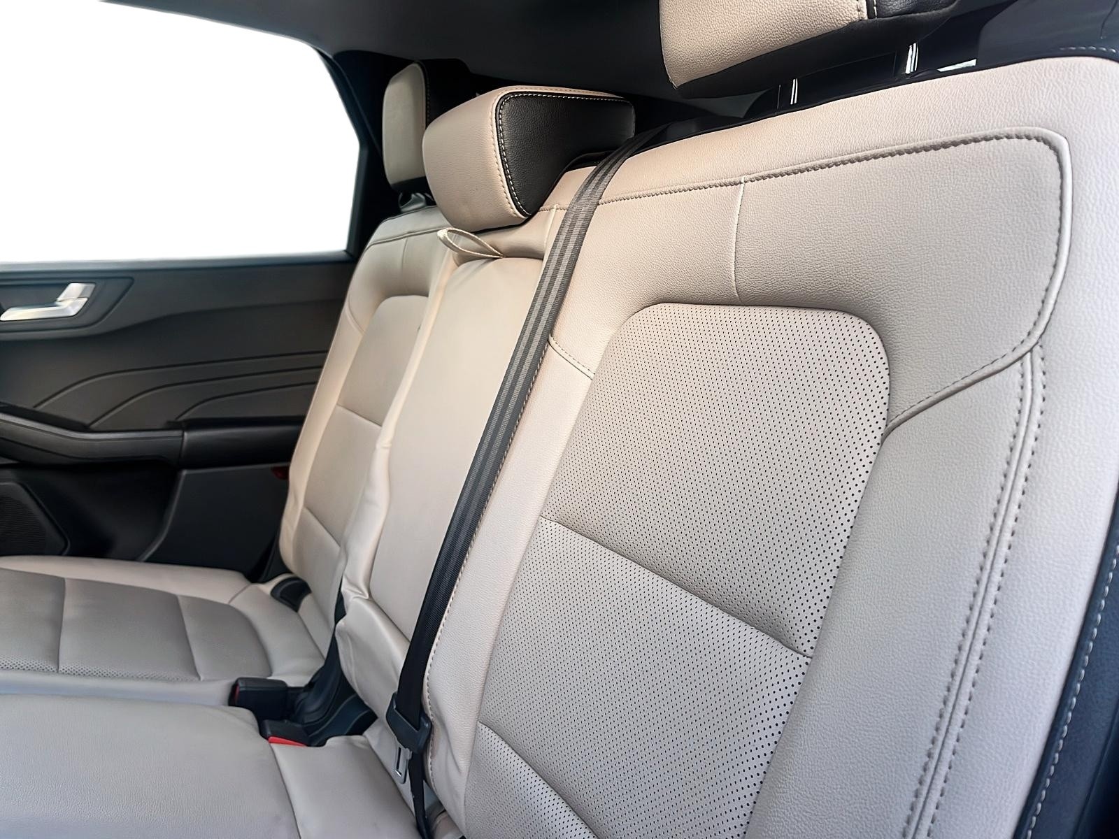 2022 Ford Escape SEL Hybrid